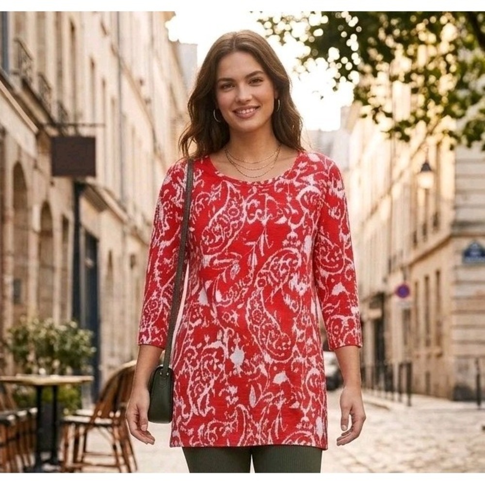 Chico's Button Back Red White Paisley Tunic Top Size 2 Large 3/4 Sleeve Knit